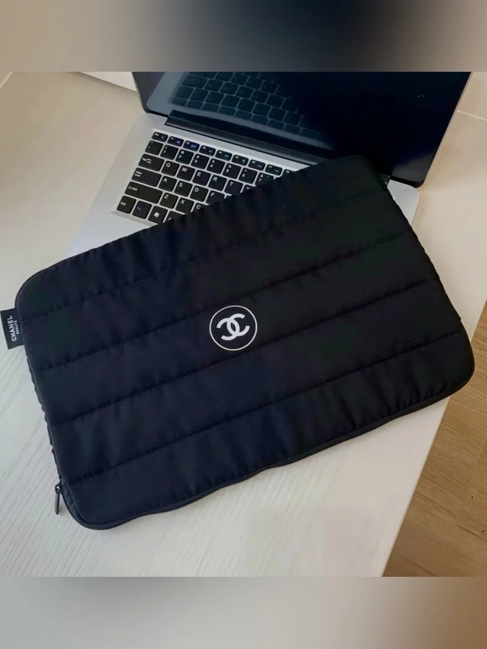 CHANEL Zippered Laptop Case in Black NWT GWP